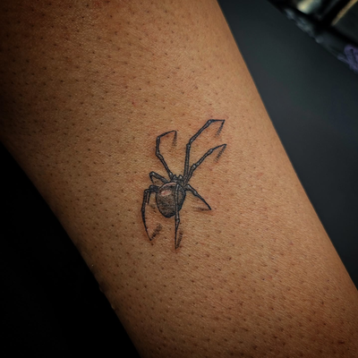 °S P I D E R

#SouthJerseyTattoo
#NewJerseyTattoo
#SouthJerseyArtist
#OceanCityN… — tattoo by Manolo Alvarez, Somers Point, new Jersey
