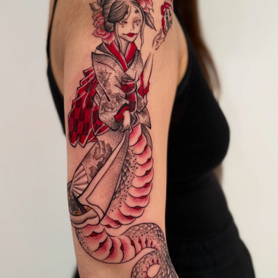 - Japanese Yokai 濡れ女 ( Nure-onna )-

Loved doing this piece 
Scary but beautiful… — tattoo by Shino Nakamoto, Los Angeles, California