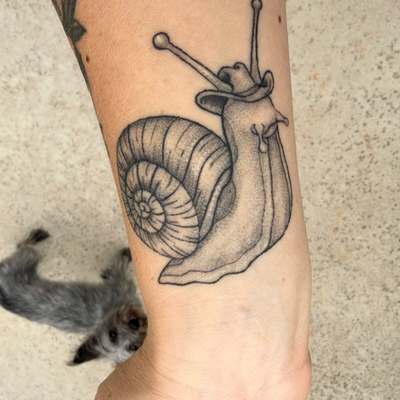 Healed shot from my client! 

More fun snails please 

#snailtattoo #snail #tatt… — tattoo by Chelsea  Dagger, Orange, California