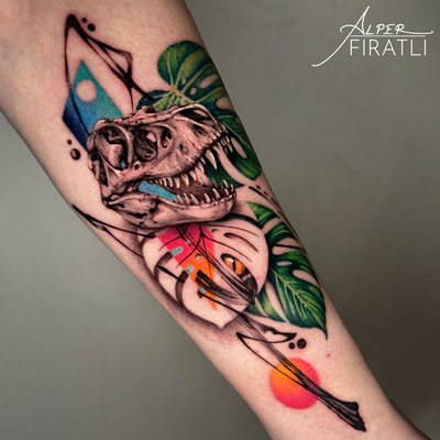 Life finds a way
If you know, you know.
A Jurassic-inspired piece combining real… — tattoo by Alper FIRATLI, Los Angeles, California