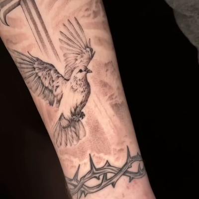 Everything besides the background is fully healed 🙌 

♡

♡

♡

♡

♡

♡

#female… — tattoo by Paige Chartrand, Goffstown, New Hampshire