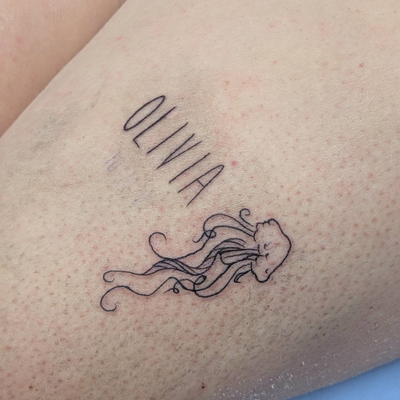 Some cuties I forgot to post from the beginning of the week! 

#fineline #tattoo… — tattoo by Makayla Wallace, Shreveport, Louisiana