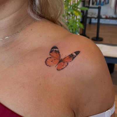 Custom fine-line butterfly design
🦋
DM to book a session 
📍109 N La Cienega Bl… — tattoo by Raivo Broks, Beverly Hills, California