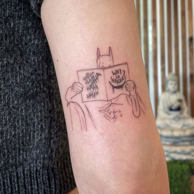 Custom fine-line Batman piece 🦇⚡️
Thank you @y_allison_c for the trust!
DM to b… — tattoo by Raivo Broks, Beverly Hills, California