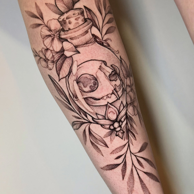 I really enjoy doing these kind of tattoos! Thank you for the trust ! DM to book… — tattoo by Diana Muresan, Phoenix, Arizona