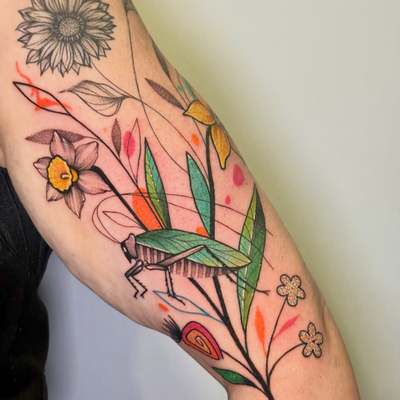 Daffodils and katydid on the winner of my giveaway for September! Thank you for … — tattoo by Diana Muresan, Phoenix, Arizona