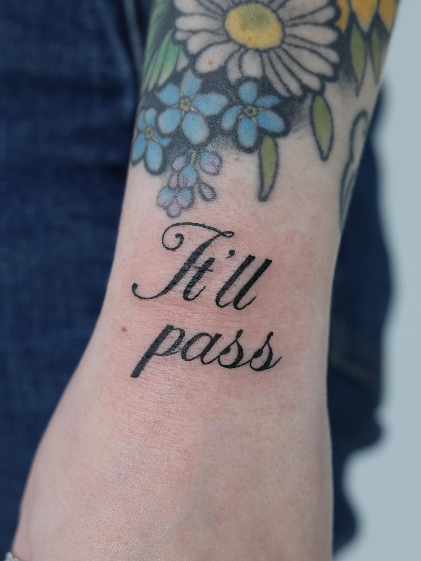 It’ll pass 🌻🌼🌺🌸
@tattoobahar 
•
•
•
Done at @flamewiseink 
#tattoo #watercol… — tattoo by Bahar Matloubi, Toronto, Ontario