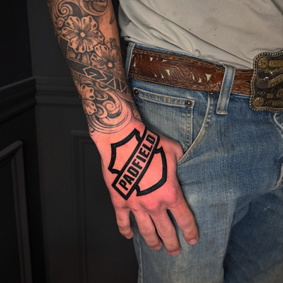 Tough.
 

#harleydavidson — tattoo by Greg Sternin, Gilbert, Arizona