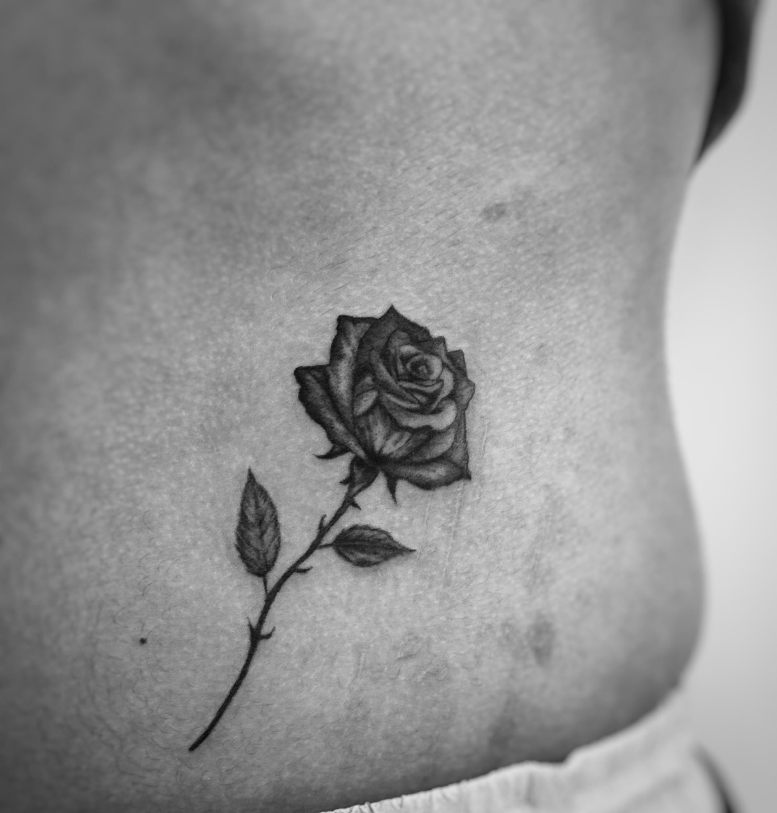 My first flower tattoo I did couple weeks ago 🤞#tattoo #tattooapprentice #rose … — tattoo by Vicky Cruz, Los Angeles, California