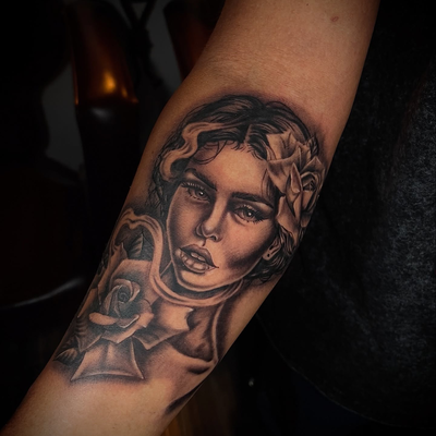 thank you for the trust @ese_mikeyg on this animated portrait piece of his wife … — tattoo by Nicolas Caselin, San Jacinto, California