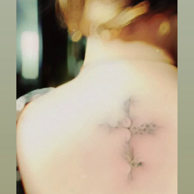 "You know u want some,
TIME FOR A NEW TATTOO,
LET'S GET INKY!" 
🤪✌️
*TXT 720.36… — tattoo by Sof Boussi, Lake Havasu City, Arizona