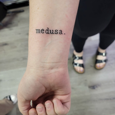 " End Of Summer Specials Happening Now! " 
Let's Get INKY MY peeps!! 😍🙌
Txt me… — tattoo by Sof Boussi, Lake Havasu City, Arizona