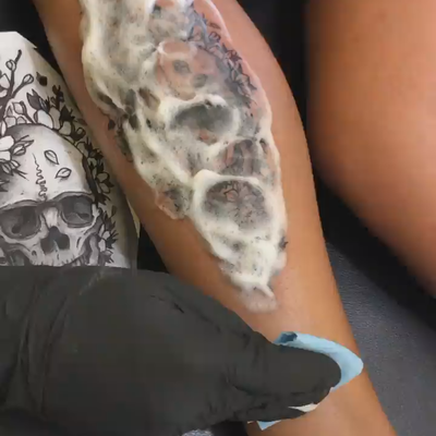 #tattoolife #tattoo #tattooed #dynamicblack #skull #skulltattoo #craneo #craneot… — tattoo by Alberto Mayén, Naucalpan , México 