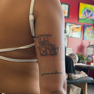 A little piece of Newport Beach 🌊☀️

Got to do this little Lifeguard Tower 36 r… — tattoo by Jessica Hurteau, Newport Beach, California