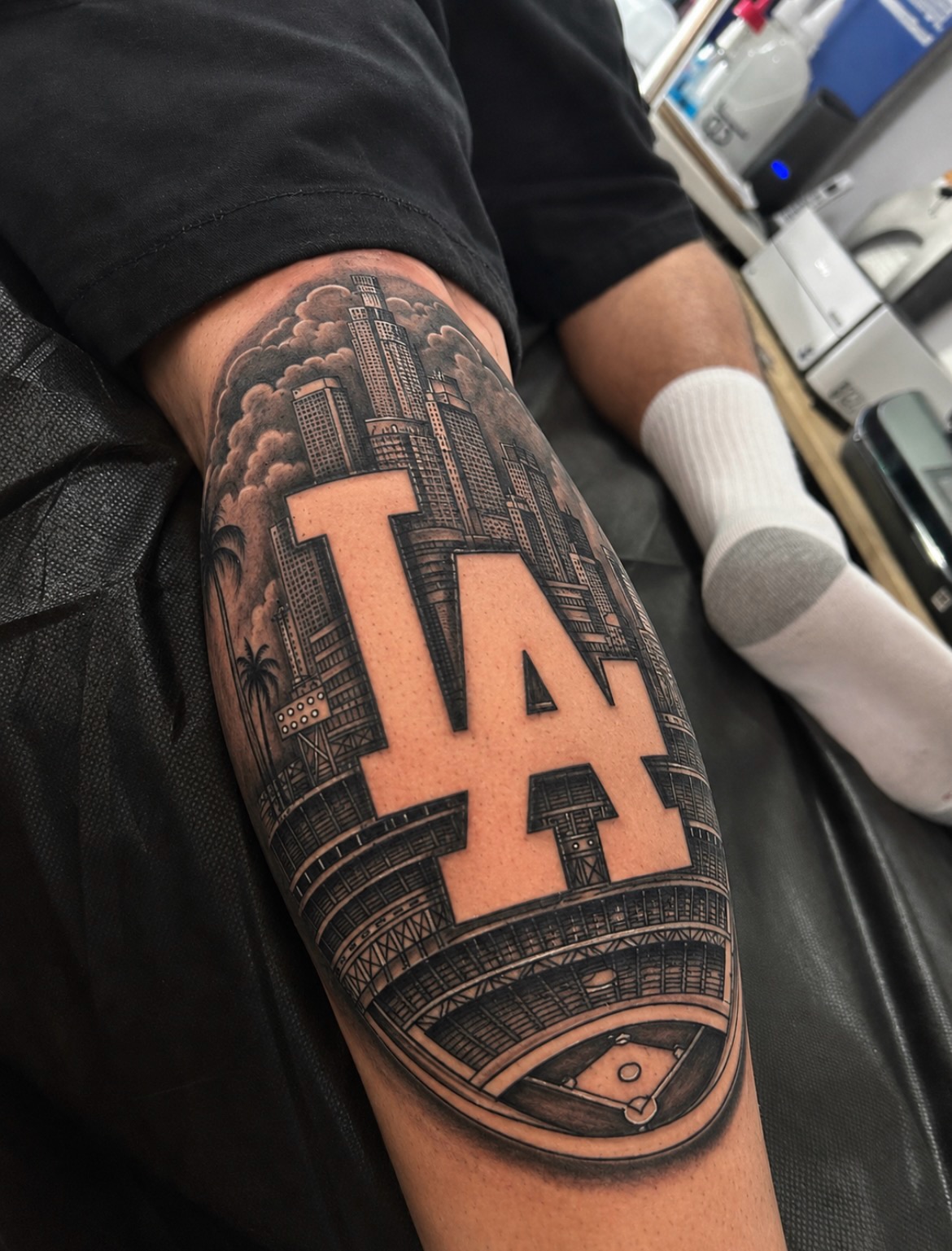 CUSTOM WORK by
@felix562_ • • • • 

Cover up session done , thank you for allowi… — tattoo by Felix Perez, Long Beach, California