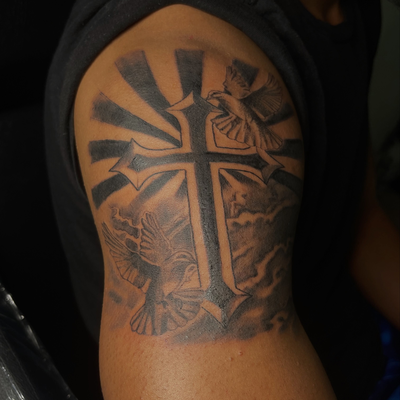 Upper shoulder piece I did and loved tattooing💪🏾🩶
📲Text 7183079147 if you lo… — tattoo by Alivia Mazile, Valley Stream, New York