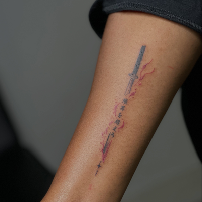 Small fire fine line tattoo 🔥🔥🔥
TEXT 7183079147 • Books open Oct-Nov
📍Valley… — tattoo by Alivia Mazile, Valley Stream, New York
