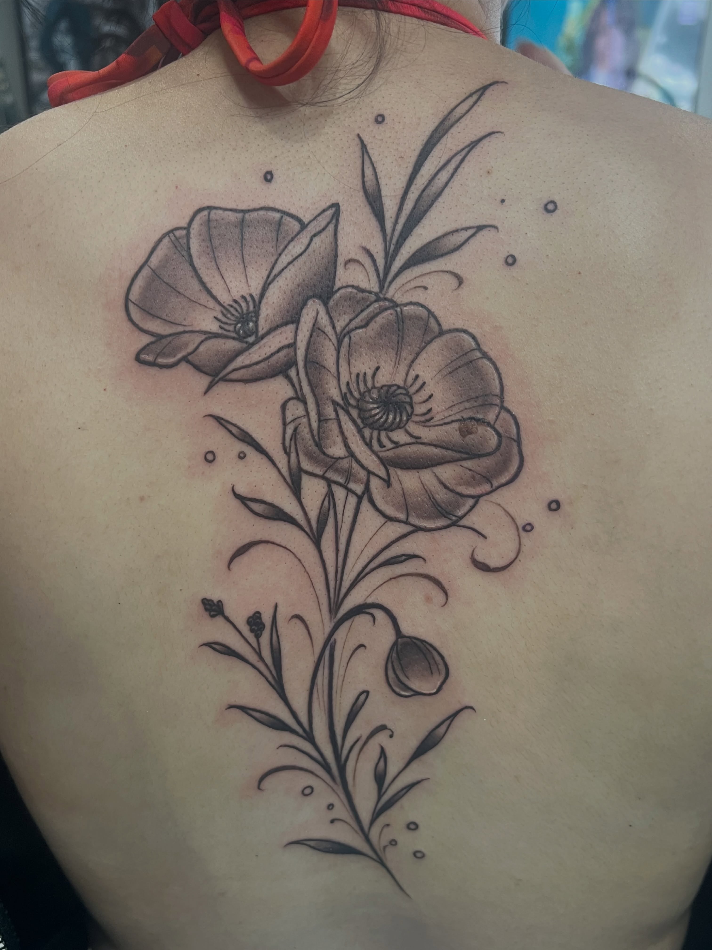 Some smooth flower piece. Killer idea Carli!

#SharkTank2 #QuanG #blessyourheart — tattoo by Quan G, Union City, California