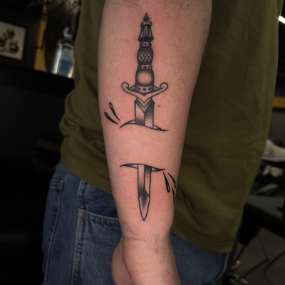 dagger at branded tattoo co — tattoo by Brett Ferguson, Nashville, Tennessee
