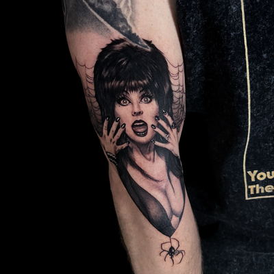 Second @therealelvira portrait I’ve had the pleasure of tattooing. Thanks again … — tattoo by Seth Holmes, Pittsburgh, Pennsylvania