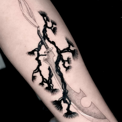 BANKAI
.
.
#bleach #bleachtattoo #bankai #tattooartist #tattoo — tattoo by Jamie Joestar, Los Angeles, California