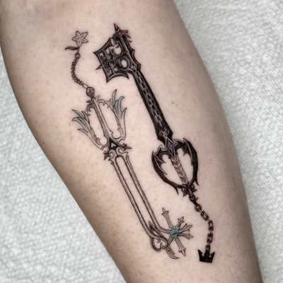 More keyblades!
.
.
#tattoo #tattooartist #kingdomhearts #keyblade #latattoo — tattoo by Jamie Joestar, Los Angeles, California