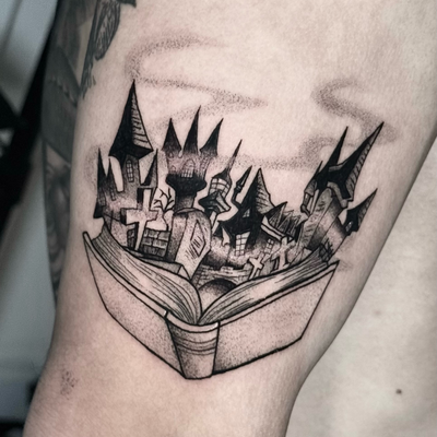 Toon World!
.
.
.
#toonworld #toonworldtattoo #tattooartist #tattoo #anime — tattoo by Jamie Joestar, Los Angeles, California