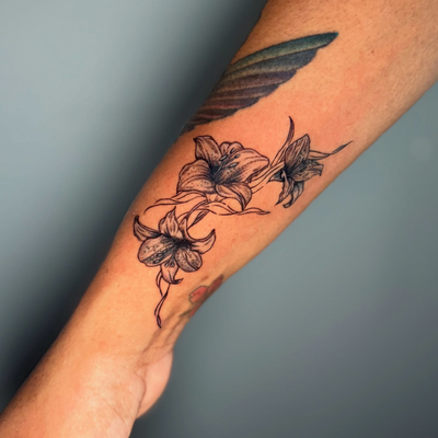 Little Lily filler🌿

📍 @waraoinktattoogallery 
@inkednproud 
@tattoofesttrinid… — tattoo by Jadé-Marie Ho, Woodbrook, Port Of Spain