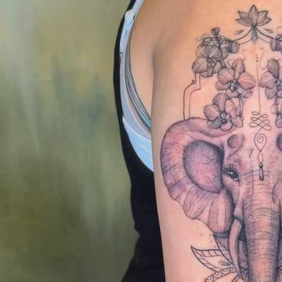 this was a fun one, felt a bit more nostalgic doing a style/design that I starte… — tattoo by Natasha Rachel, Nashville, Tennessee