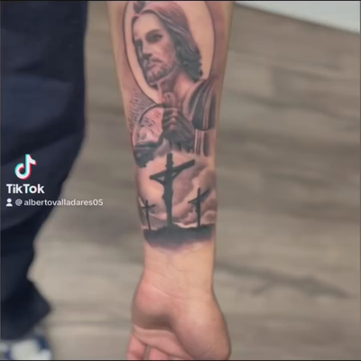 Post by trigger on Inker — tattoo by Alberto  Valladares, Laguna Hills, California