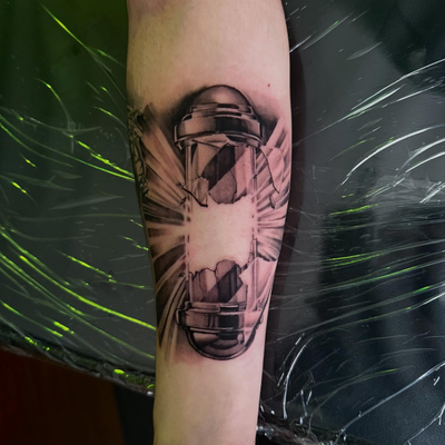 Super fun shattered barber pole I finished up. Thanks Dylan for letting me conti… — tattoo by Tom Doyle, Phoenix, New York