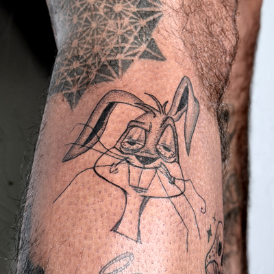 Bugs Bunny, one of my favs 🖤 — tattoo by Tatiana Chaves Alvarez